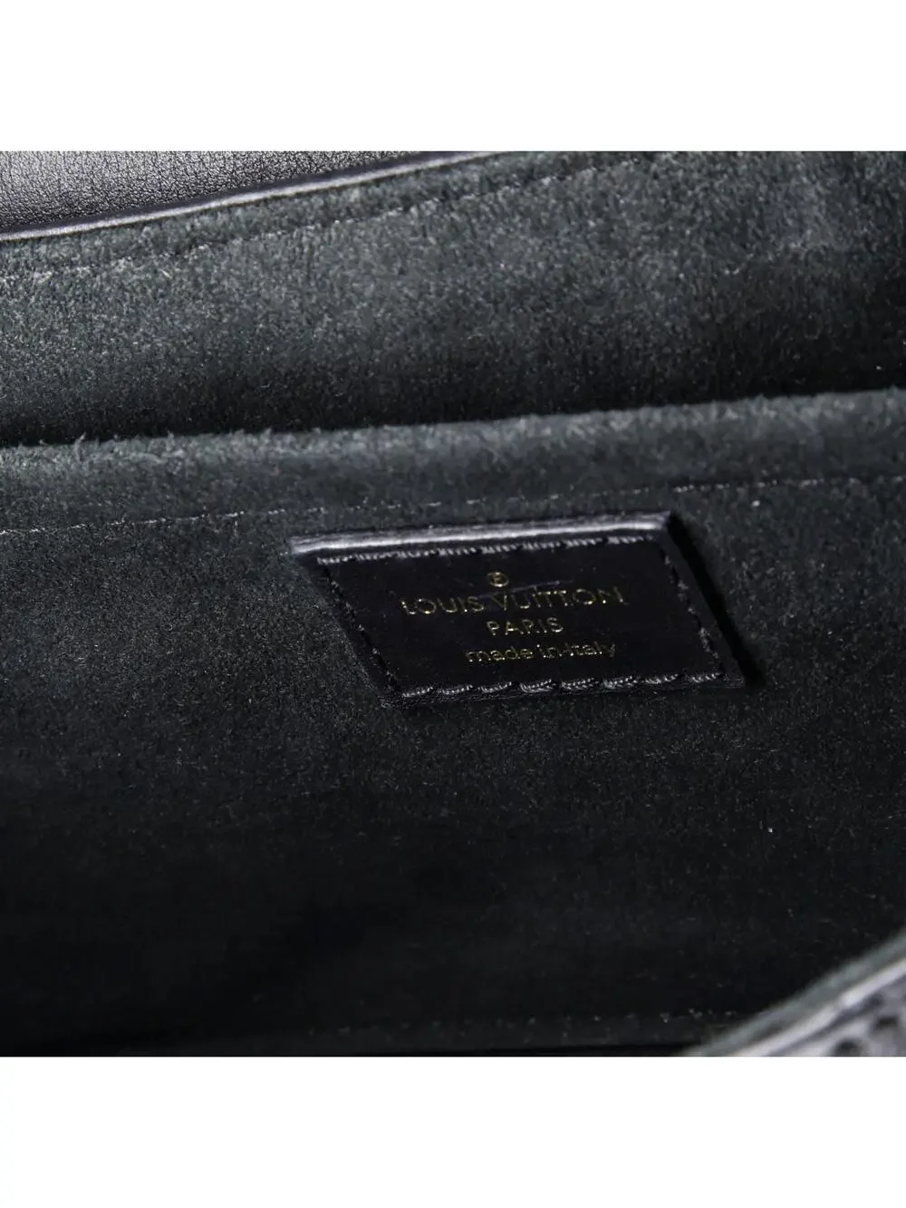Louis Vuitton New Wave Chain Bag #186789L23B